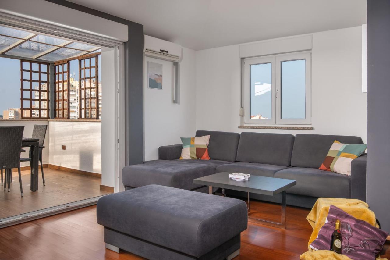 Apartment Rooftop Pula Bagian luar foto